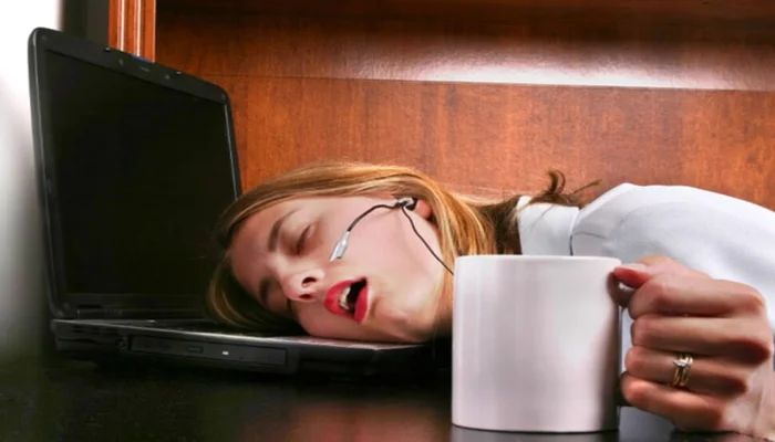 سرگیجه بعد از خوردن قهوه - بررسی دلایل و 5 راه درمان | کافیمون